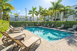 460 NE 35th Ct, Oakland Park, FL 33334 - Photo 1