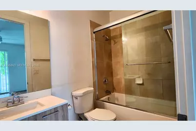 460 NE 35th Ct #5, Oakland Park, FL 33334 - Photo 13