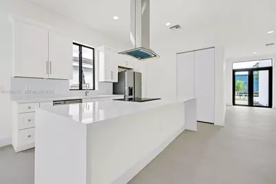 1515 SW 40th Ter, Fort Lauderdale, FL 33317 - Photo 5