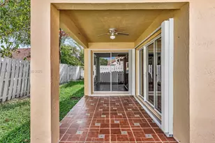 255 Somerset Way, Weston, FL 33326 - Photo 19