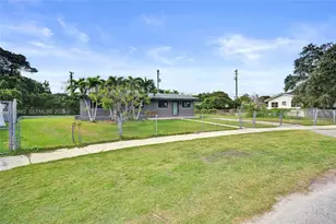 28640 SW 146th Ave, Homestead, FL 33033 - Photo 3