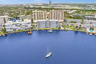 430 Golden Isles Dr, Hallandale Beach, FL 33009 - Photo 43