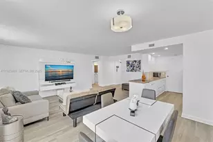 430 Golden Isles Dr, Hallandale Beach, FL 33009 - Photo 17