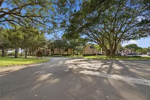 2379 SW 15th St, Deerfield Beach, FL 33442 - Photo 5