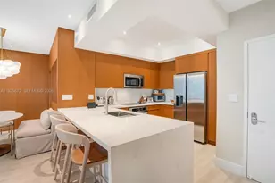 31 SE 5th St, Miami, FL 33131 - Photo 17
