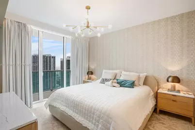 31 SE 5th St #3921, Miami, FL 33131 - Photo 21