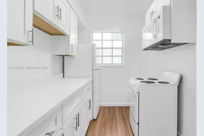 635 8th St #205, Miami Beach, FL 33139 - Photo 7