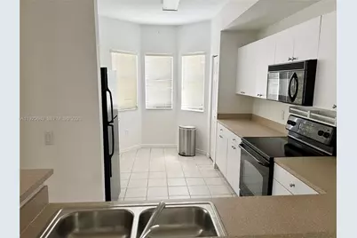 8940 NE 8th Ave #1205, Miami, FL 33138 - Photo 3