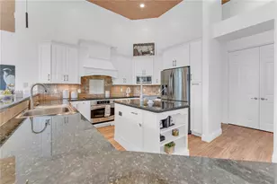 13890 SW 41st St, Davie, FL 33330 - Photo 23