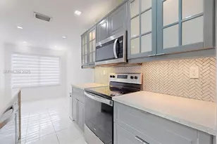 8212 NW 8th Pl, Plantation, FL 33324 - Photo 5