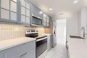 8212 NW 8th Pl, Plantation, FL 33324 - Photo 3