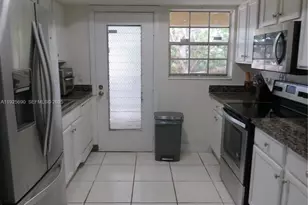 11840 NE 19th Dr, North Miami, FL 33181 - Photo 5