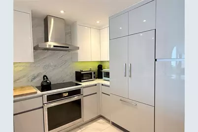 225 Collins Ave #6J, Miami Beach, FL 33139 - Photo 11