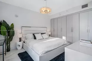 225 Collins Ave, Miami Beach, FL 33139 - Photo 23