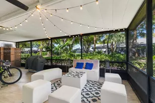 371 Fairway Cir, Weston, FL 33326 - Photo 11