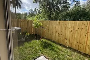224 SE 10, Florida City, FL 33034 - Photo 3