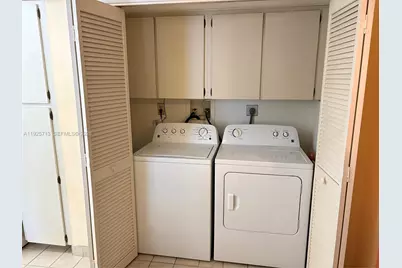 4280 Oaks Ter #203, Pompano Beach, FL 33069 - Photo 5