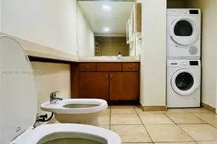 5600 Collins Ave, Miami Beach, FL 33140 - Photo 13