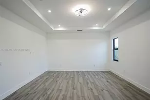 13083 Davie Oaks Dr, Davie, FL 33325 - Photo 5