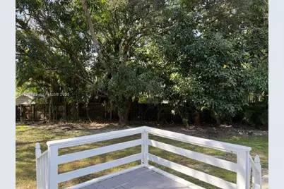 7550 SW 67th Ave, South Miami, FL 33143 - Photo 11
