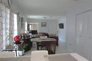 942 SW 8th Pl, Florida City, FL 33034 - Photo 3