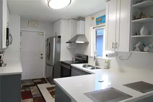 942 SW 8th Pl, Florida City, FL 33034 - Photo 13