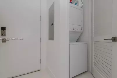 301 Altara Ave #305, Coral Gables, FL 33146 - Photo 21