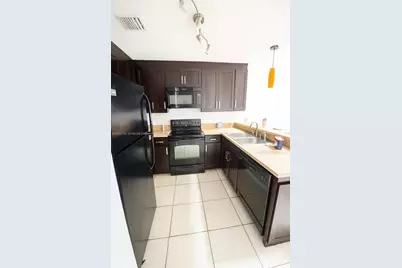 1808 Runners Way #1808, North Lauderdale, FL 33068 - Photo 7