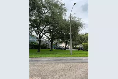 1808 Runners Way #1808, North Lauderdale, FL 33068 - Photo 13