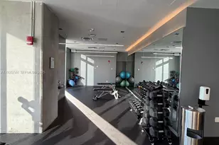 151 SE 1st St, Miami, FL 33131 - Photo 17