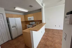 6015 NW 116 Pl, Doral, FL 33178 - Photo 7