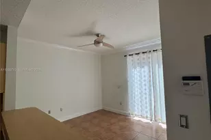 6015 NW 116 Pl, Doral, FL 33178 - Photo 9
