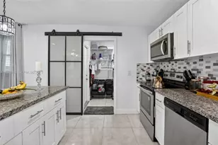 2256 Simms St, Hollywood, FL 33020 - Photo 7