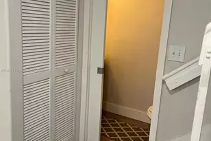 10866 NW 51st Ln, Doral, FL 33178 - Photo 5