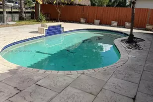 2015 Arch Creek Dr, North Miami, FL 33181 - Photo 23