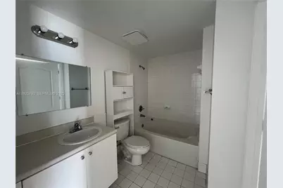 5085 NW 7th St #1509, Miami, FL 33126 - Photo 7