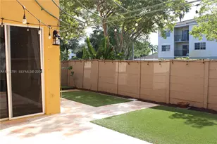 10866 NW 51st Ln, Doral, FL 33178 - Photo 19