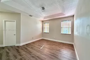 10866 NW 51st Ln, Doral, FL 33178 - Photo 7