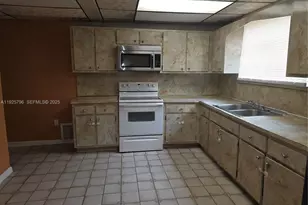 250 NW 63rd Ct, Miami, FL 33126 - Photo 11