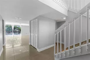 120 SW 96th Terrace, Plantation, FL 33324 - Photo 9