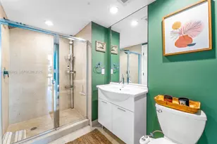 465 E Brickell Ave, Miami, FL 33131 - Photo 21