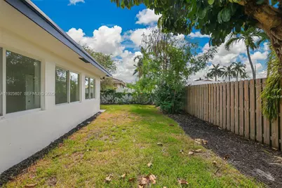 1830 NE 65th Ct, Fort Lauderdale, FL 33308 - Photo 37