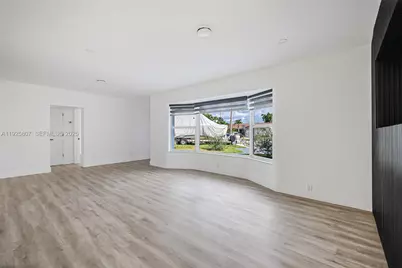 1830 NE 65th Ct, Fort Lauderdale, FL 33308 - Photo 7