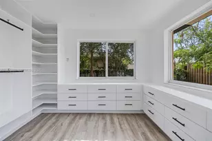 1830 NE 65th Ct, Fort Lauderdale, FL 33308 - Photo 27