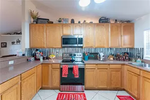 7049 Tide Cir, Labelle, FL 33935 - Photo 15