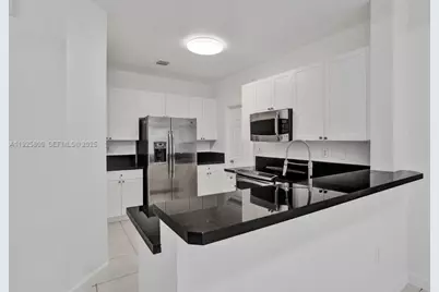 7257 NW 113th Ct, Doral, FL 33178 - Photo 13