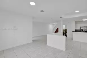 7257 NW 113th Ct, Doral, FL 33178 - Photo 9