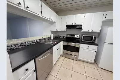19821 SW 114th Ave #121, Miami, FL 33157 - Photo 1