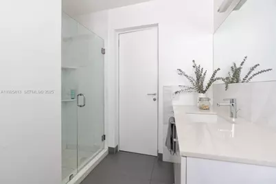 501 NE 51st St #0, Miami, FL 33137 - Photo 23