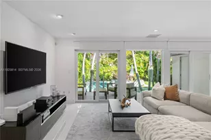 45 SW 19th Rd, Miami, FL 33129 - Photo 15